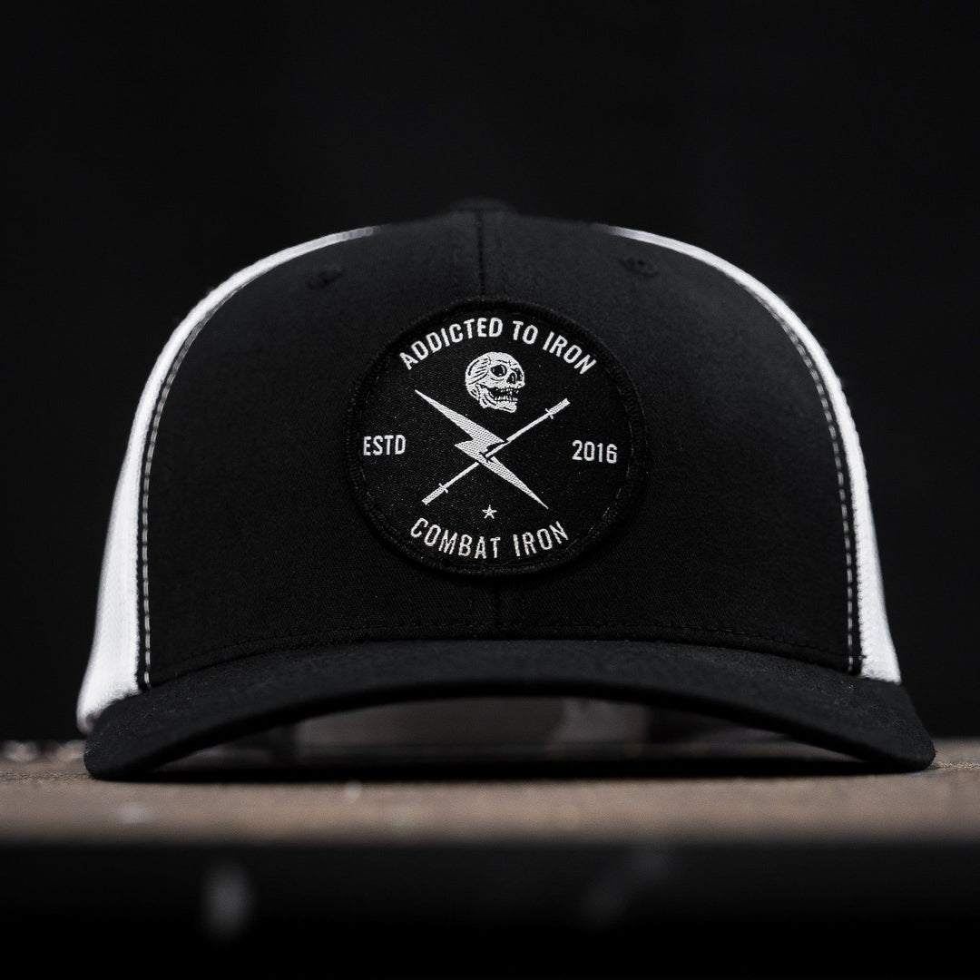 Addicted to iron mesh mid-profile snapback hat #color_black-white