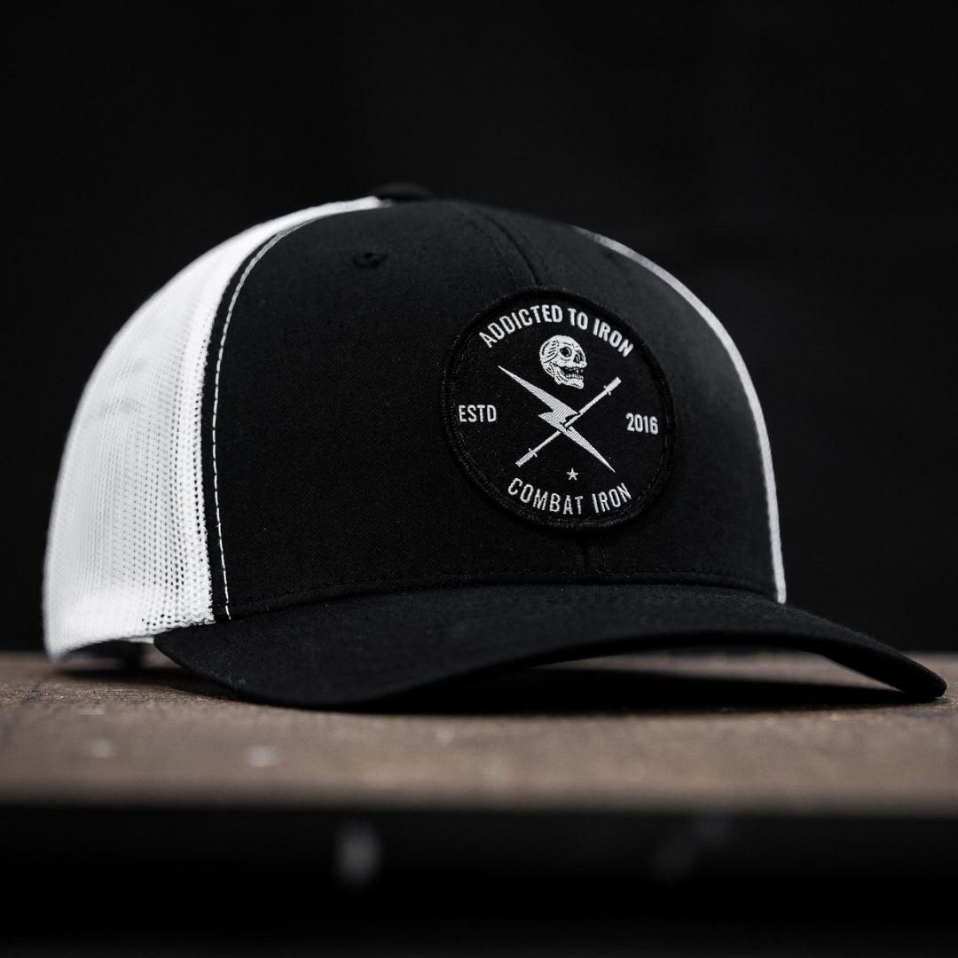 Addicted to iron mesh mid-profile snapback hat #color_black-white