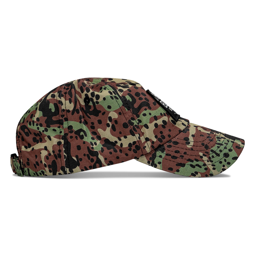 #color_spotted-woodland-camo