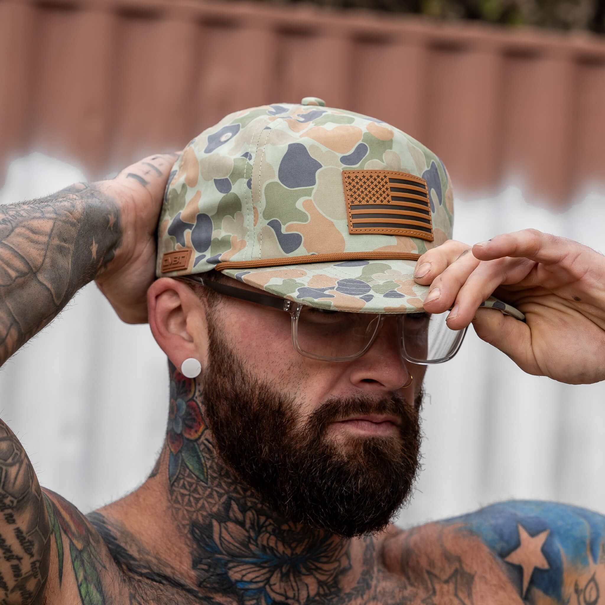 AMERICAN FLAG PATCH CRUSHABLE ROPE SNAPBACK | FROGSKIN DUCK CAMO HAT