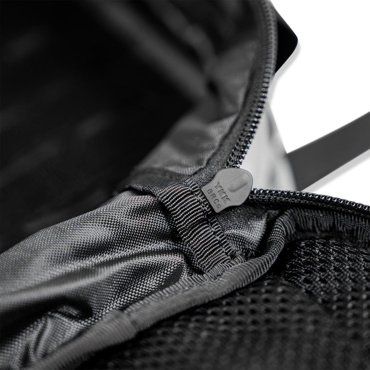 PREMIUM YKK® HARDWARE