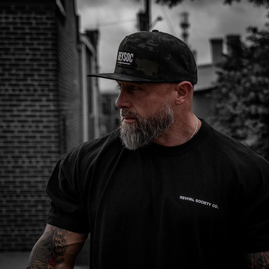 #color_black-camo