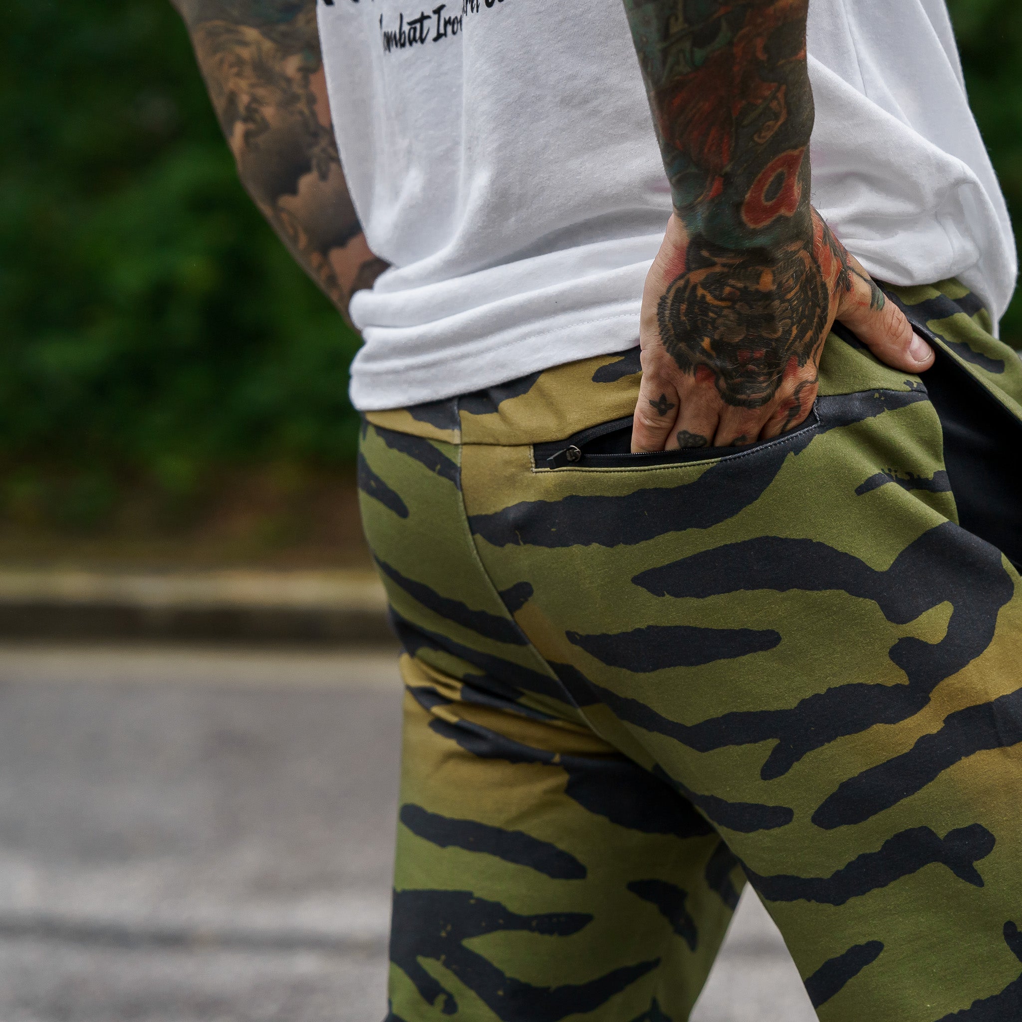 Men's Dynamic Full Length Performance Joggers 2.0