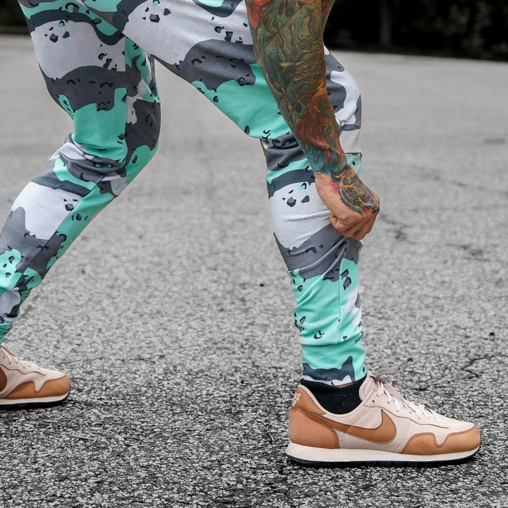 Men's Dynamic Full Length Performance Joggers 2.0