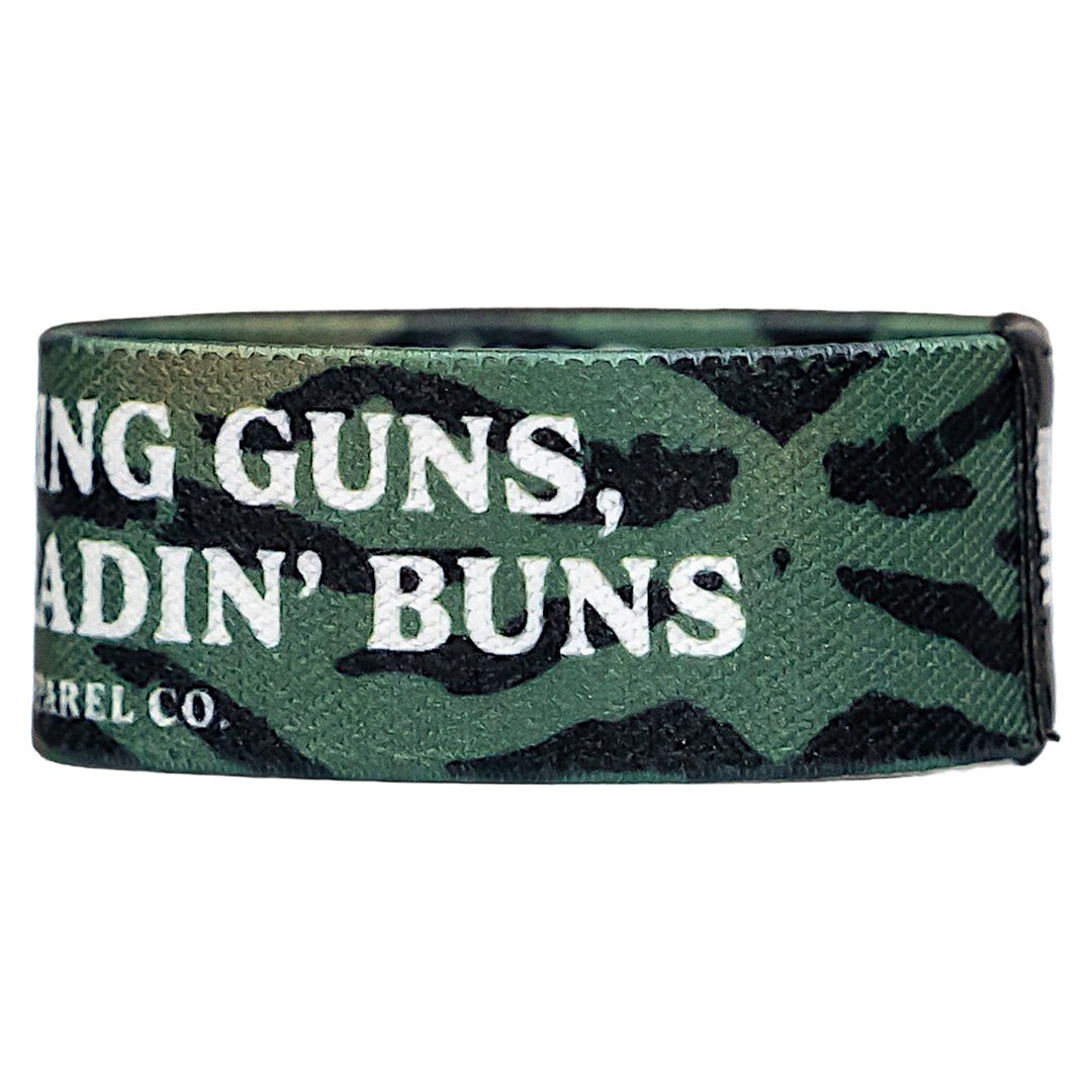 #edition_i-love-shooting-guns-and-spreadin'-buns-camo