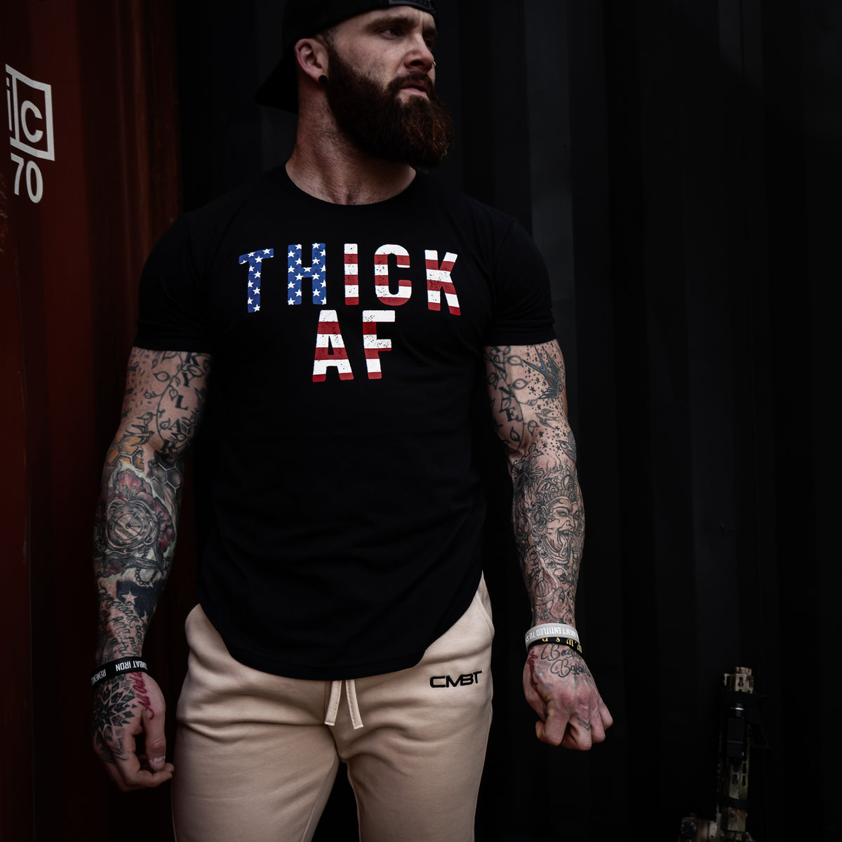 GRAPHIC TEES