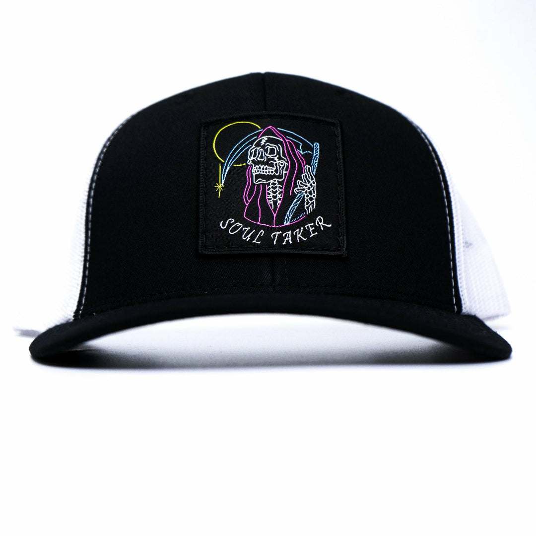 Soul taker reaper, skull vintage patch, mid-profile mesh snapback with a colorful patch of a soul reaper on the front #color_black-white