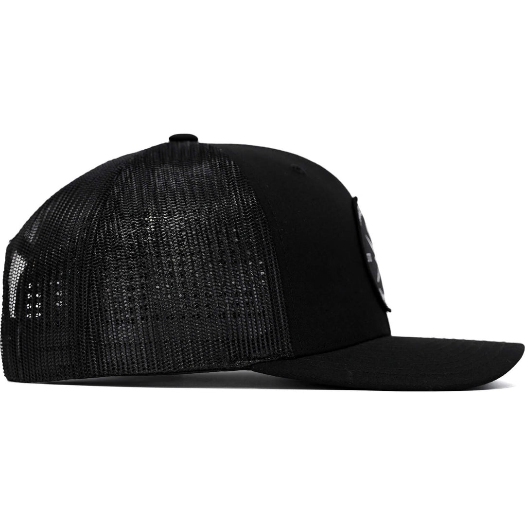 Addicted to iron mesh mid-profile snapback hat #color_black-black
