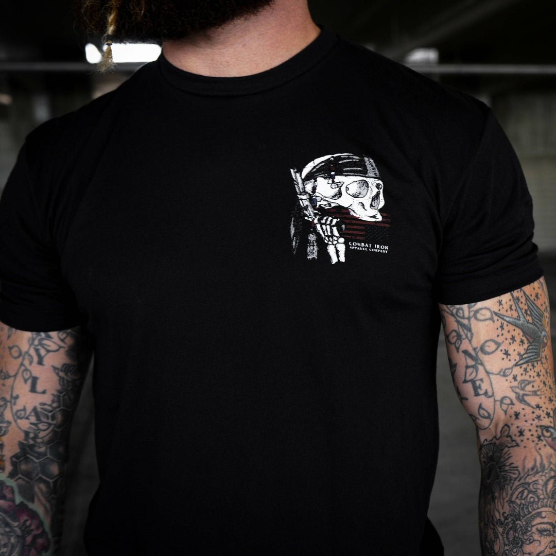 MEN'S PREMIUM T-SHIRT | HOIST THE BLACK FLAG AND BEGIN SLITTING THROATS - Combat Iron Apparel™ #color_black